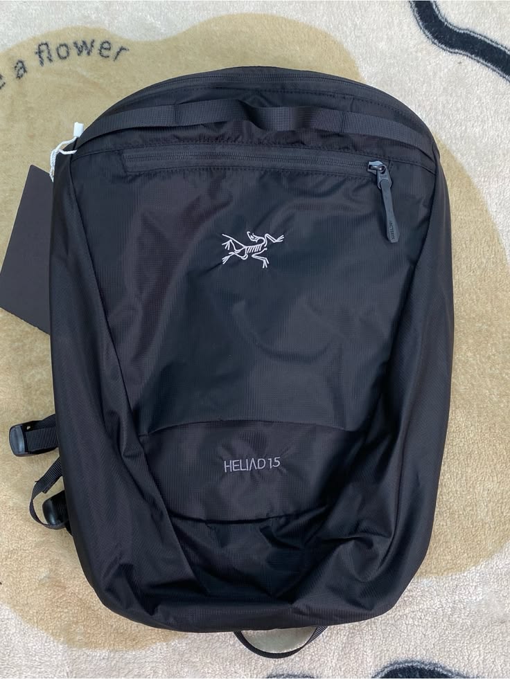 Arcteryx ус чийгний хамгаалалттай цүнх